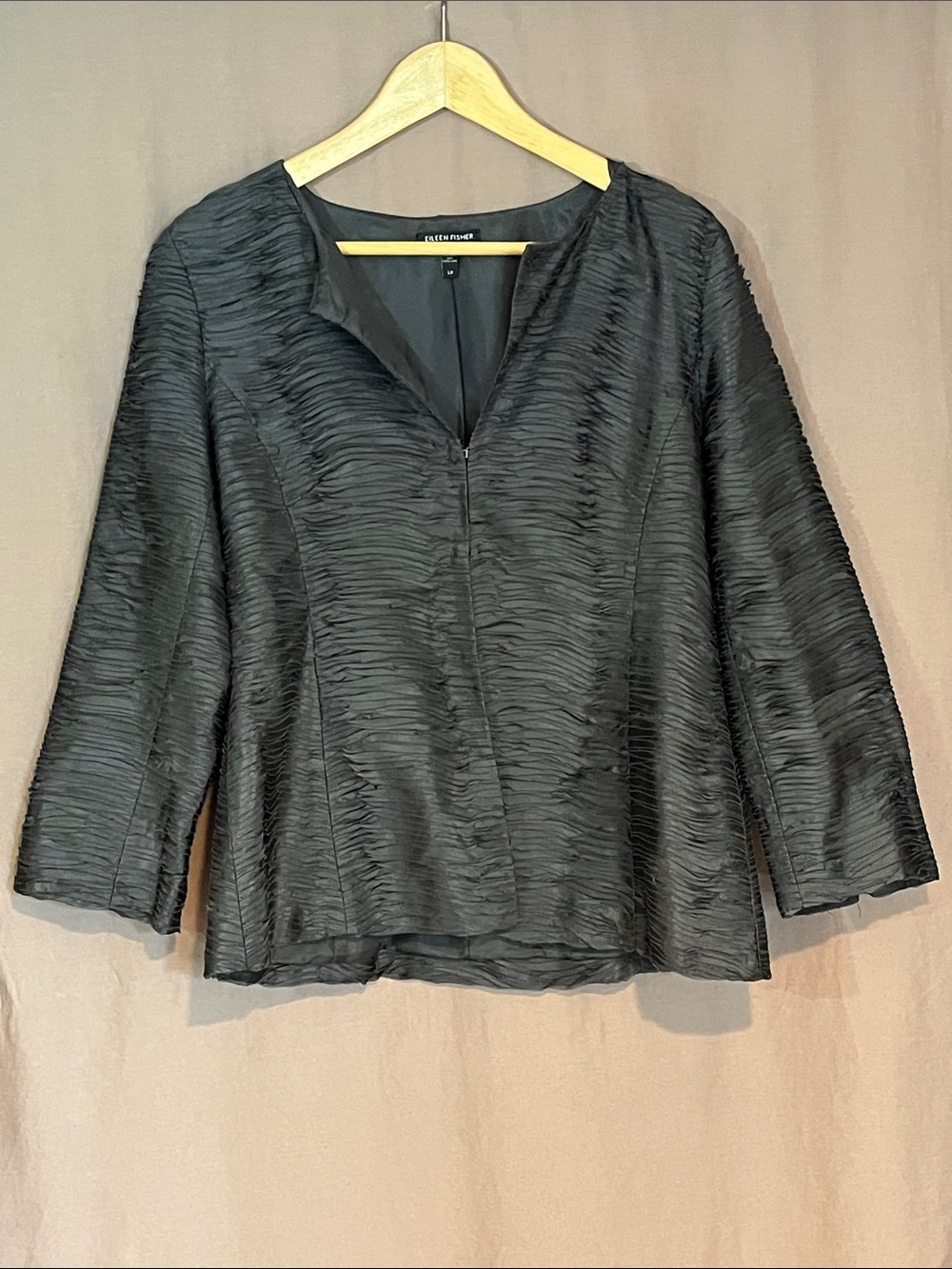 EILEEN FISHER Black Textured V-Neck Women's Top